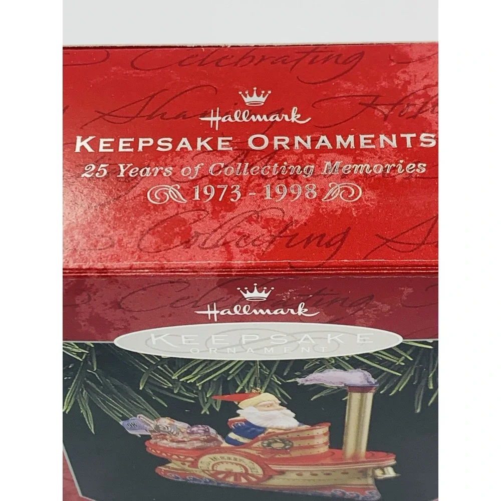 Hallmark 1998 Cruising Into Christmas Handcrafted Tin Keepsake Ornament‎ MIB